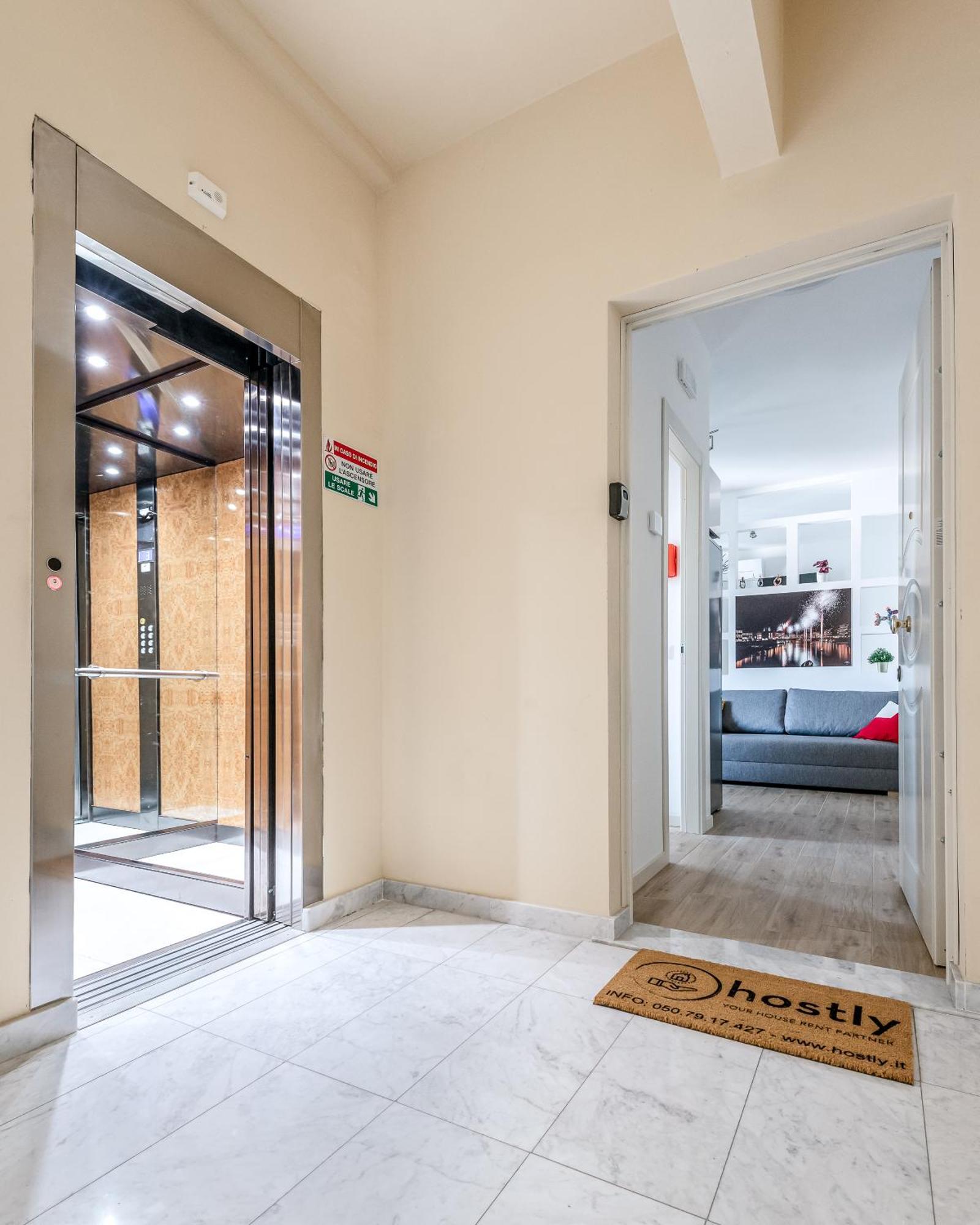 Apartamento Hostly-Giugio'S House-Lungarni And Town Center Pisa Exterior foto